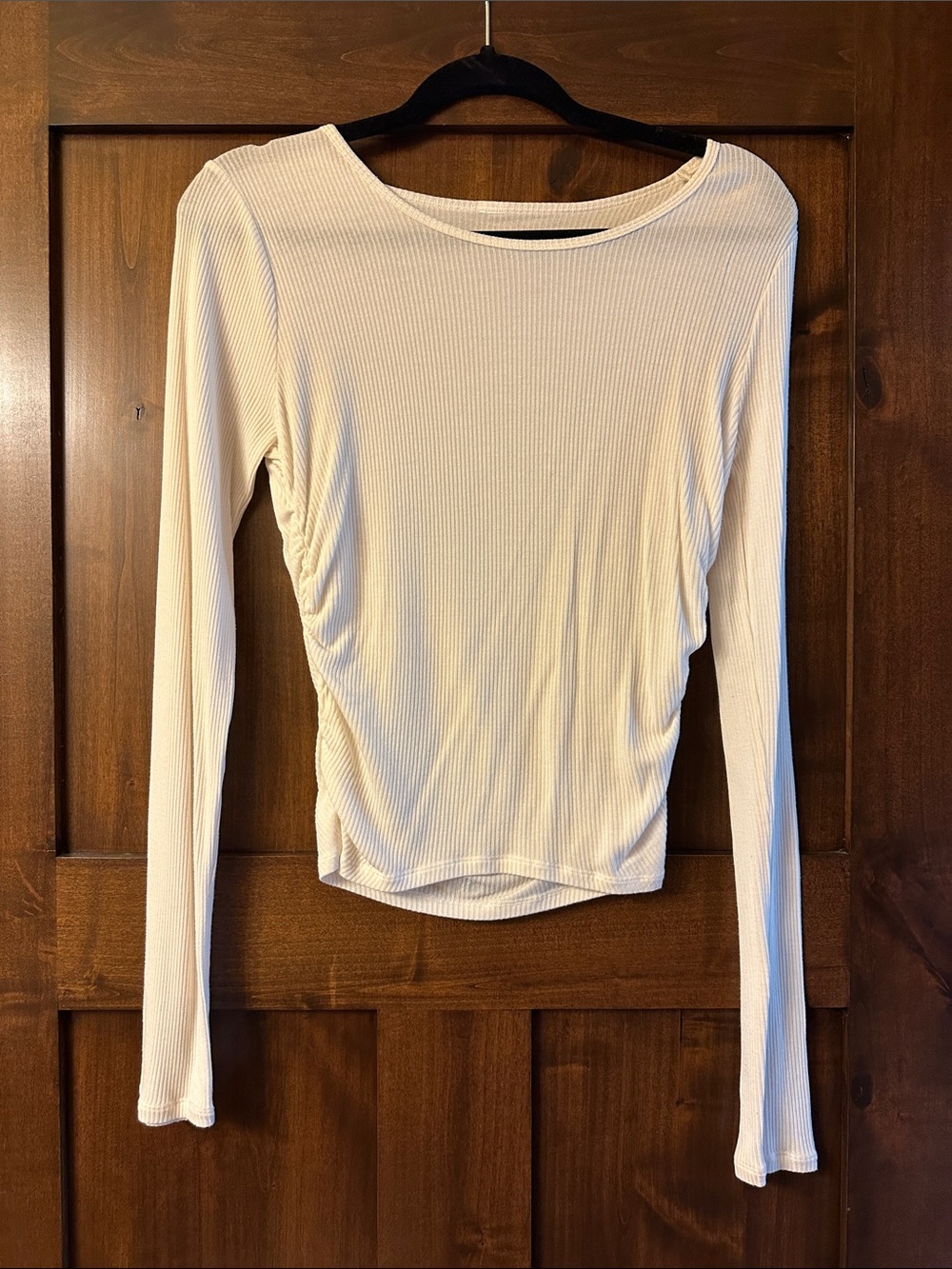 ALO Yoga Cream Ribbed Long-Sleeve Top